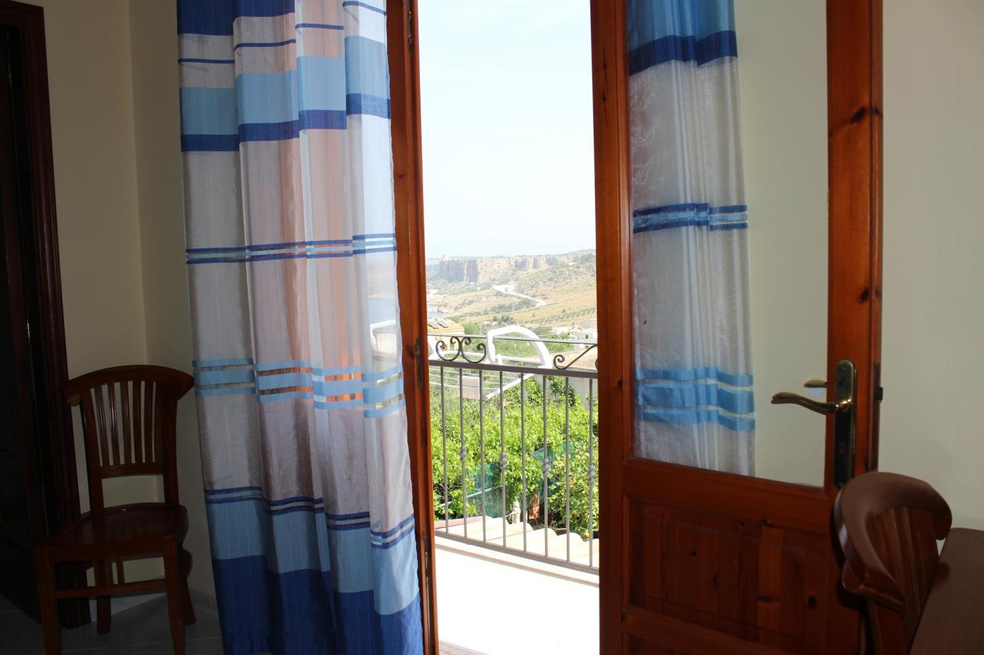 Raggio Di Sole Bed & Breakfast Macari Exterior foto