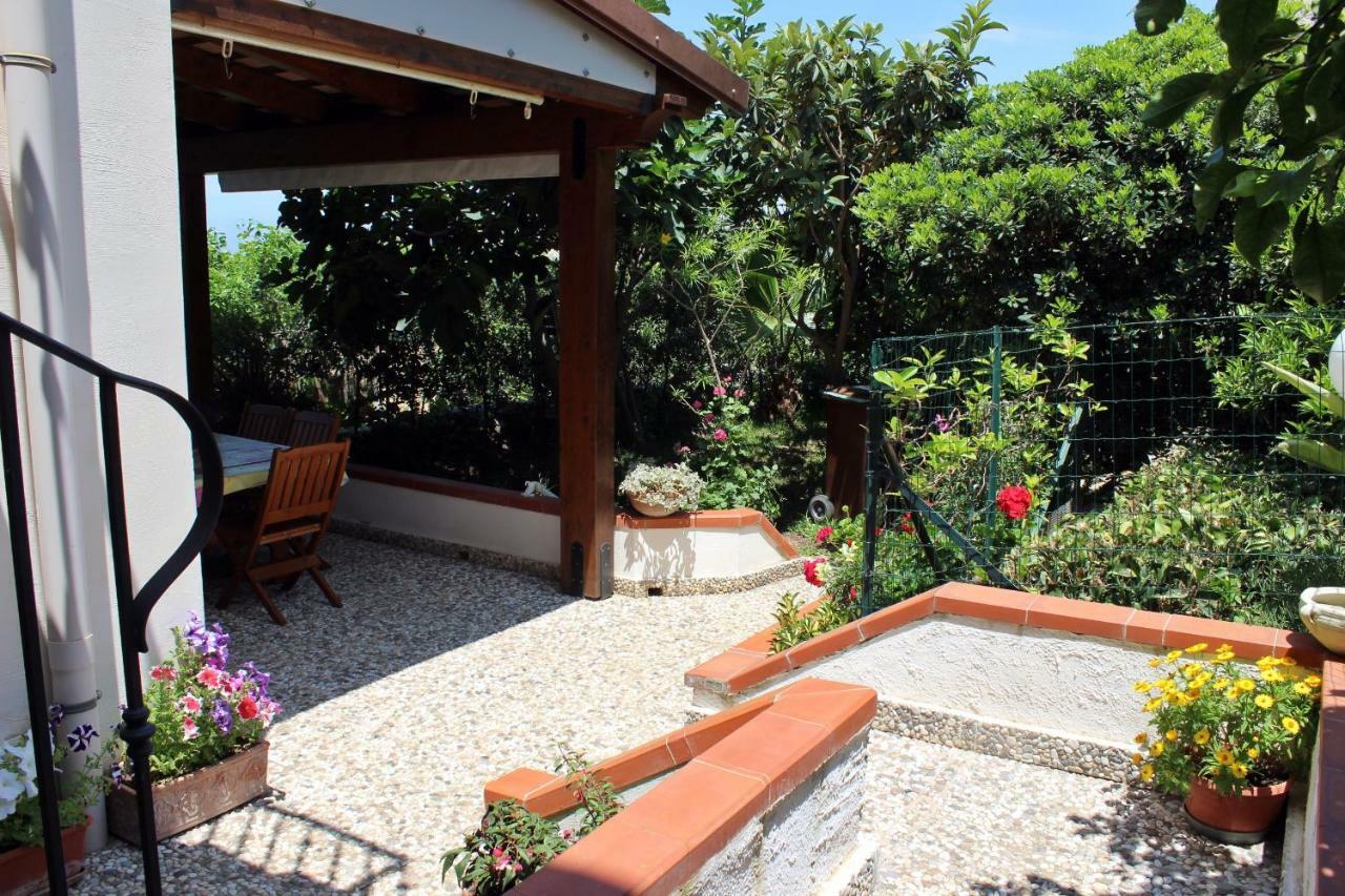 Raggio Di Sole Bed & Breakfast Macari Exterior foto
