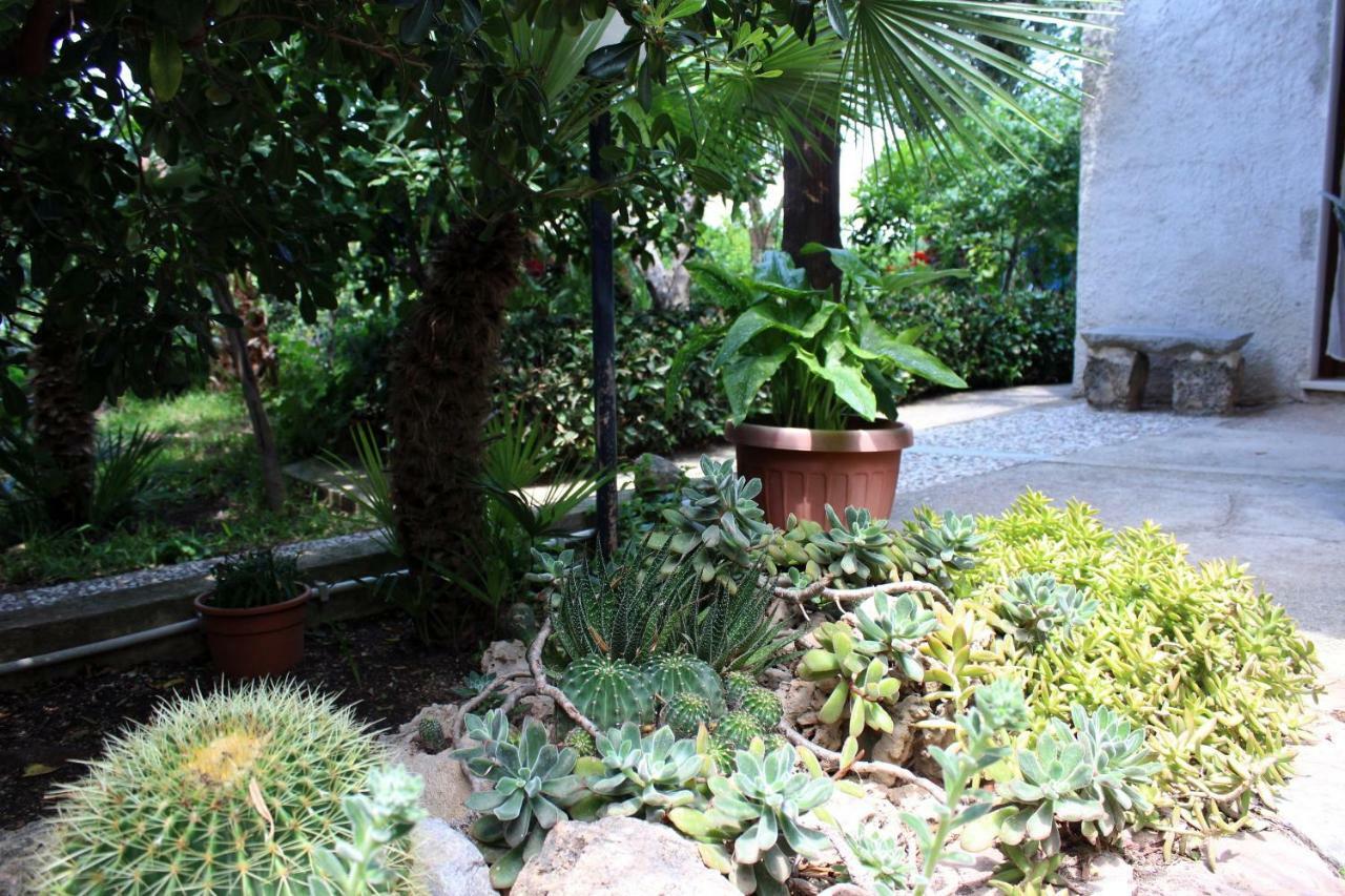 Raggio Di Sole Bed & Breakfast Macari Exterior foto
